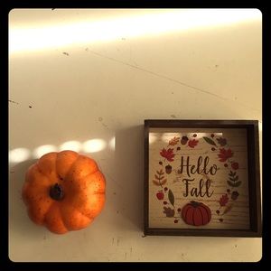 FALL SIGN AND CUTE ORANGE PUMPKIN...   (Brand new)